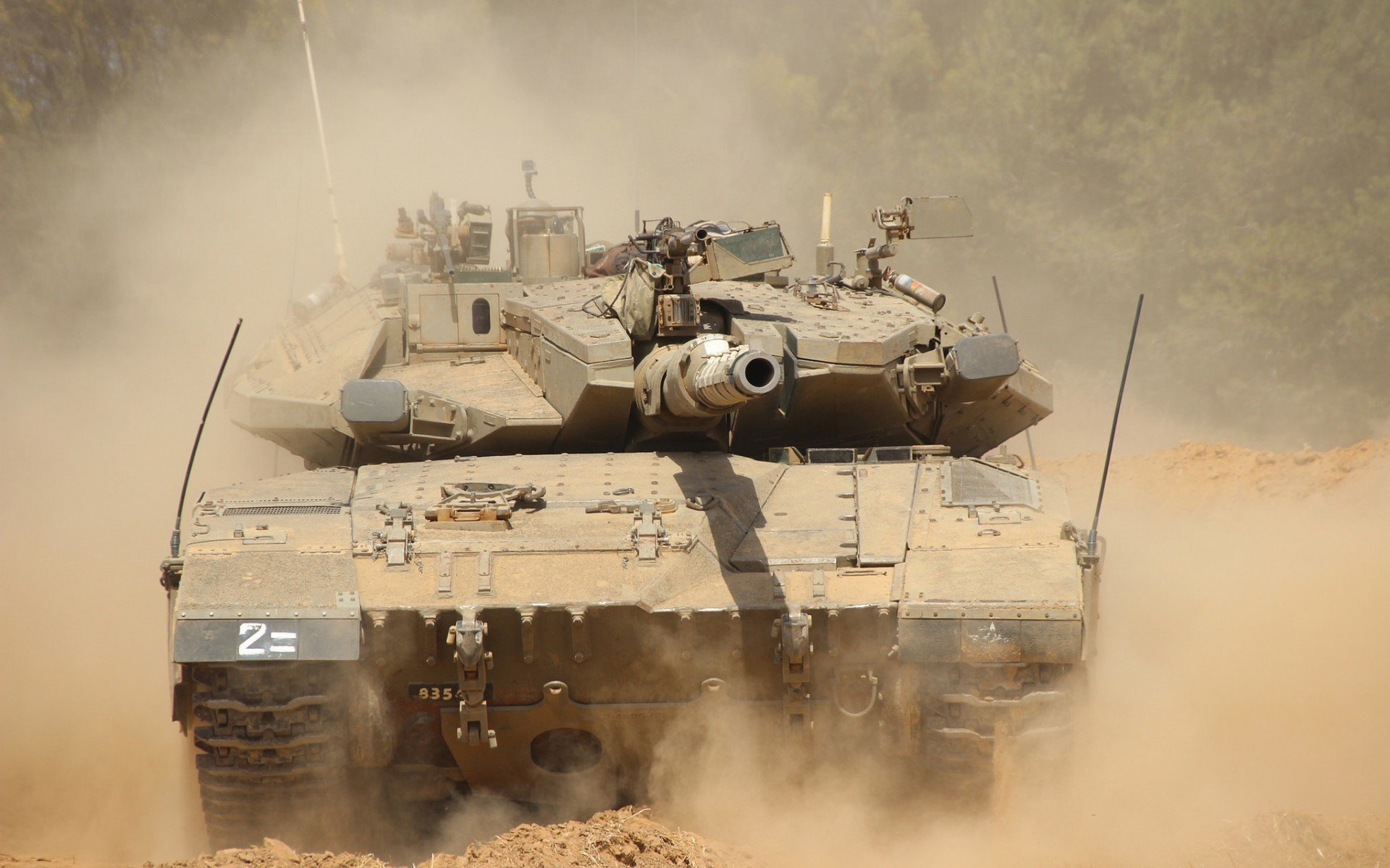 职业球员参与国际训练交流提升技战术水平和视野，业余球员 国家队