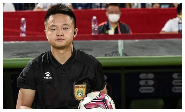 B体育APP:中超联赛裁判：接受心理辅导，提升抗压能力的简单介绍
