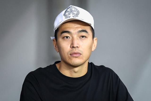 包含B体育APP:冯潇霆：分享经验，帮助年轻球员成长，为中国足球贡献力量的词条