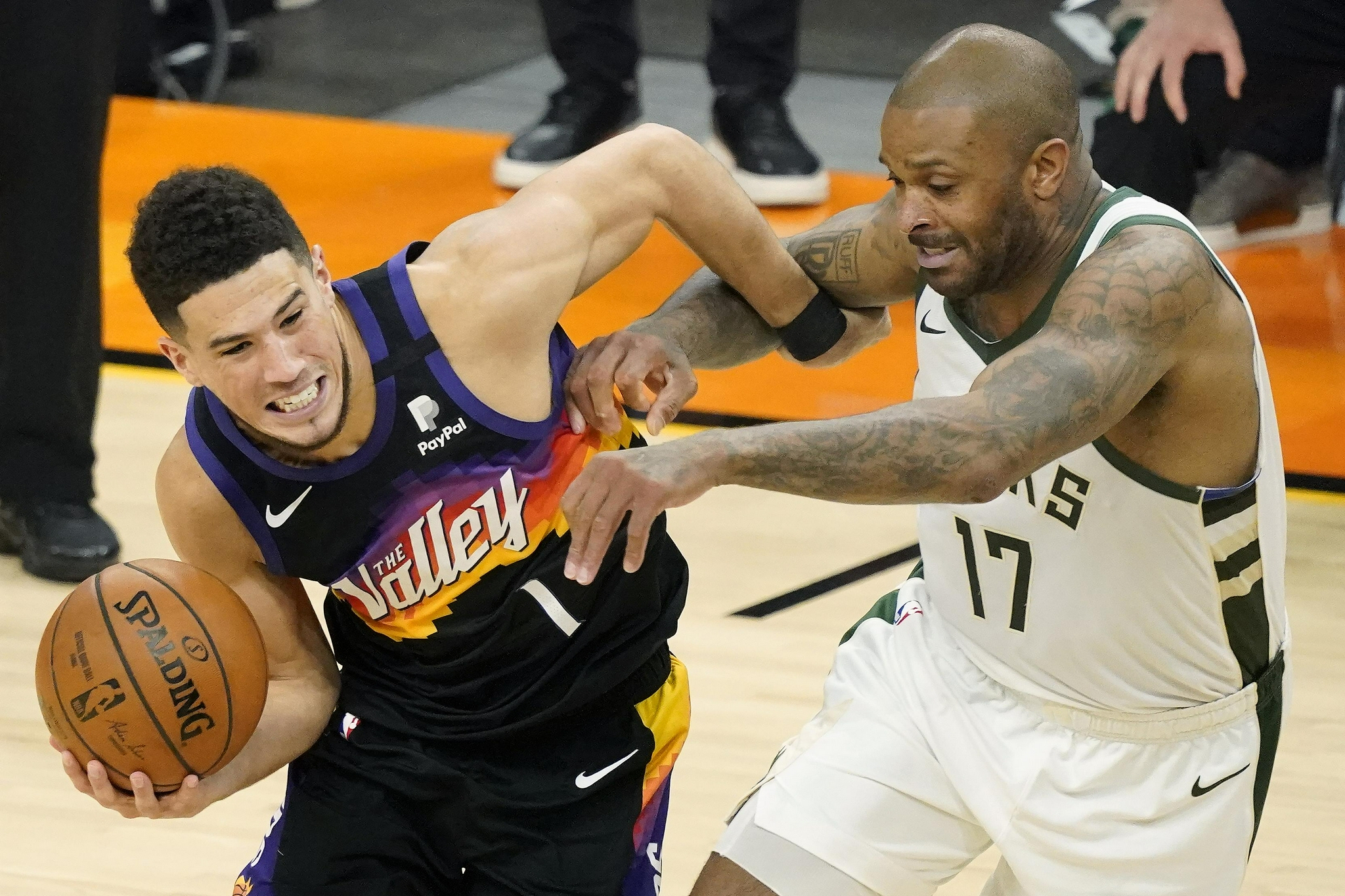 关于bsports体育：太阳队三巨头磨合：能否产生预期的化学反应？的信息