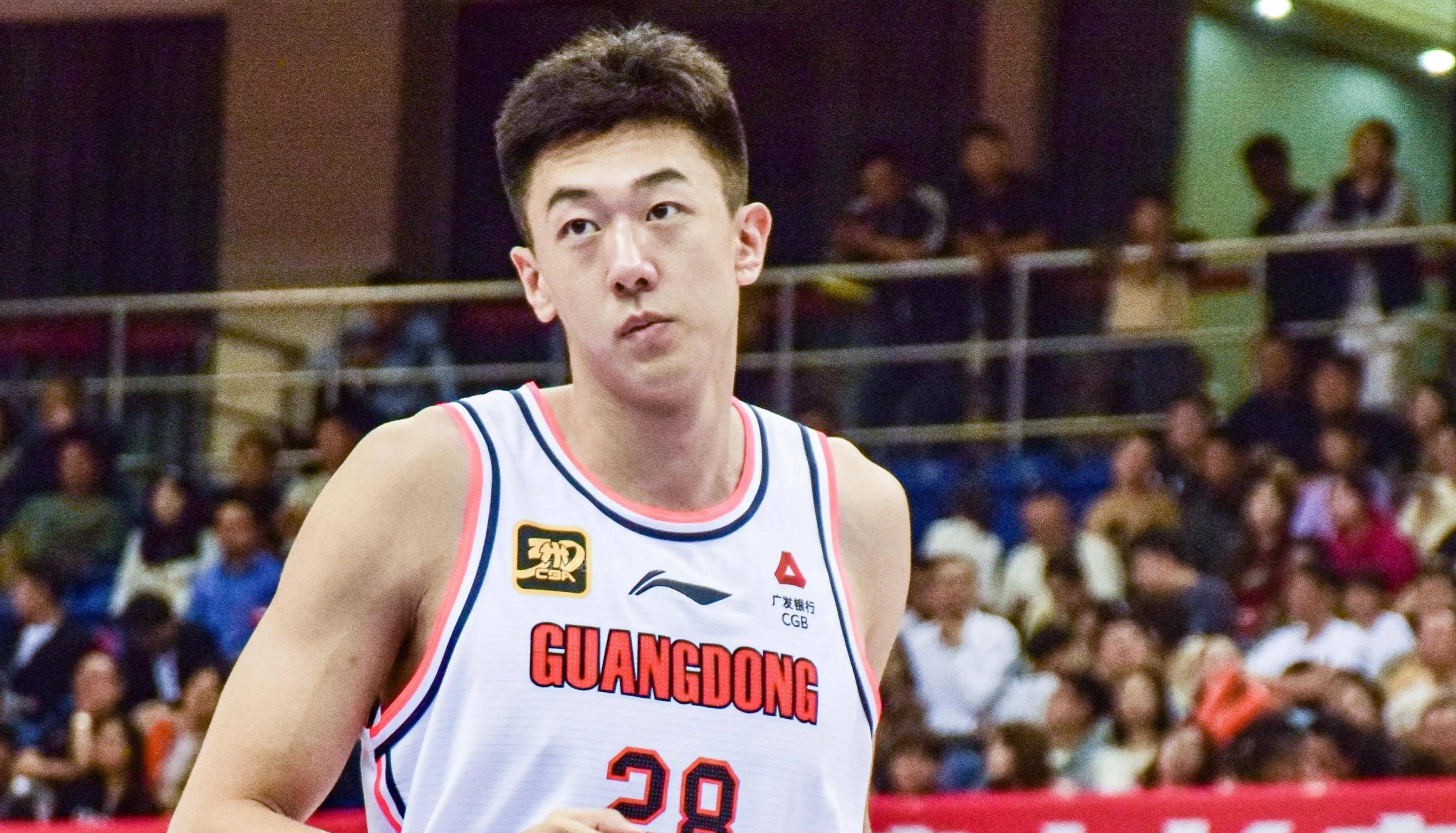 B体育官网：CBA球员，薪资结构如何才能更加合理，激励球员更好地为球队效力？的简单介绍