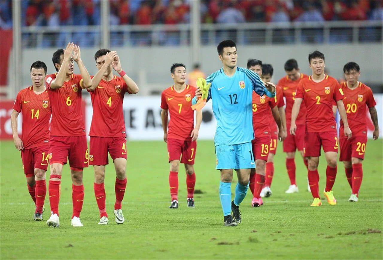 包含B体育APP:中国男足国家队战术体系构建：基于球员特点与国际趋势的词条